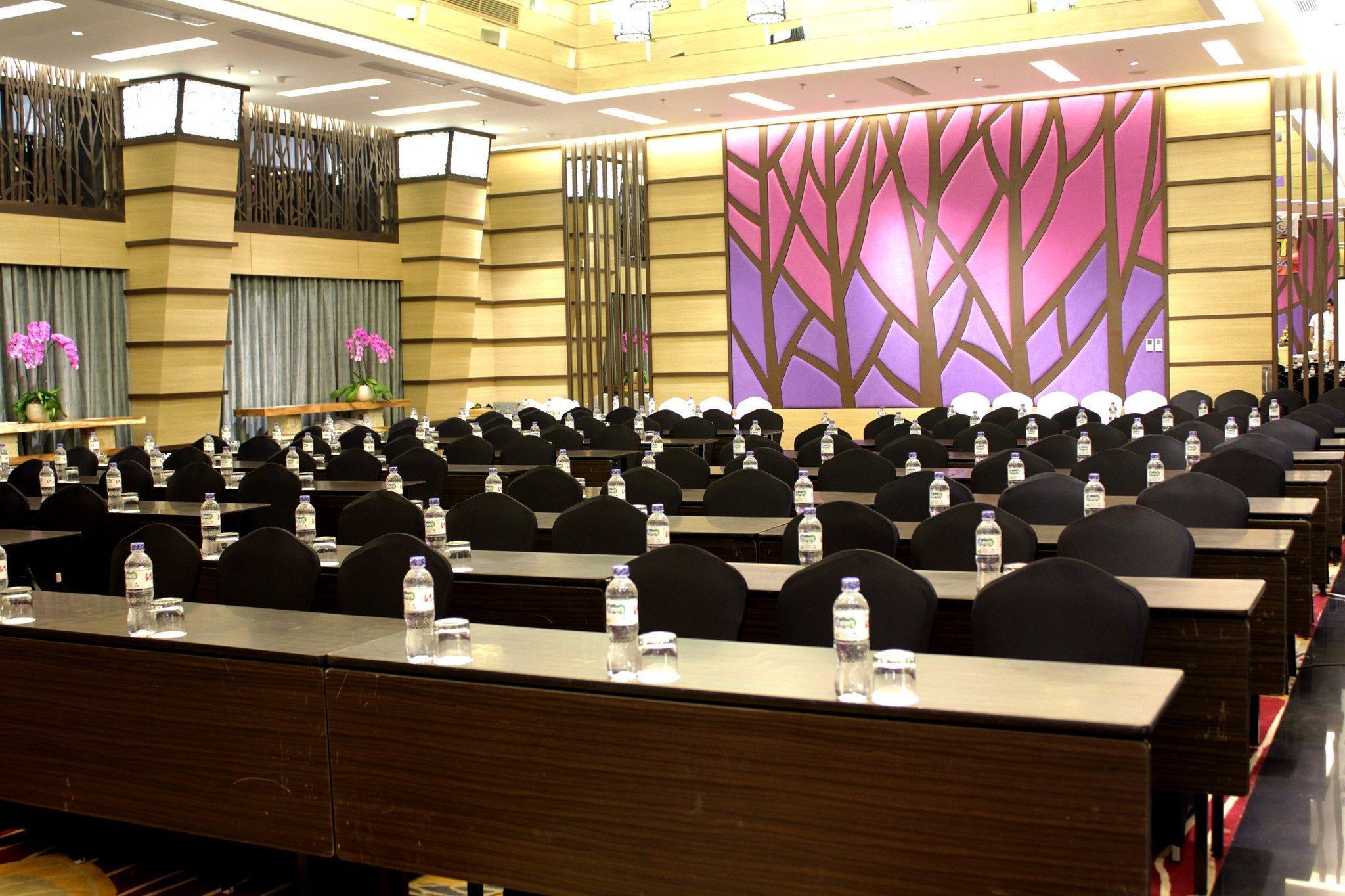 Swiss-Belhotel Tuban Kuta Lombok Exterior foto