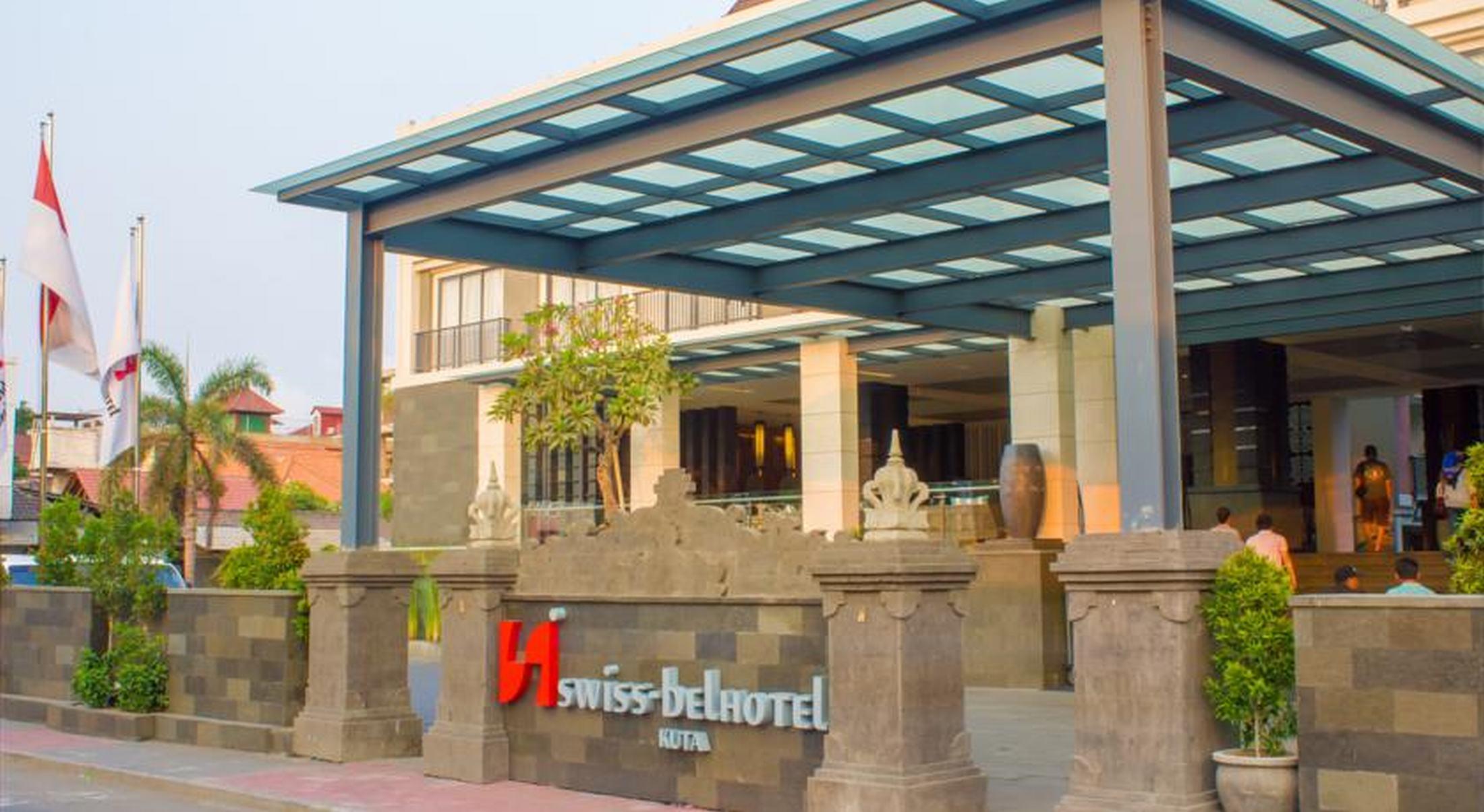 Swiss-Belhotel Tuban Kuta Lombok Exterior foto
